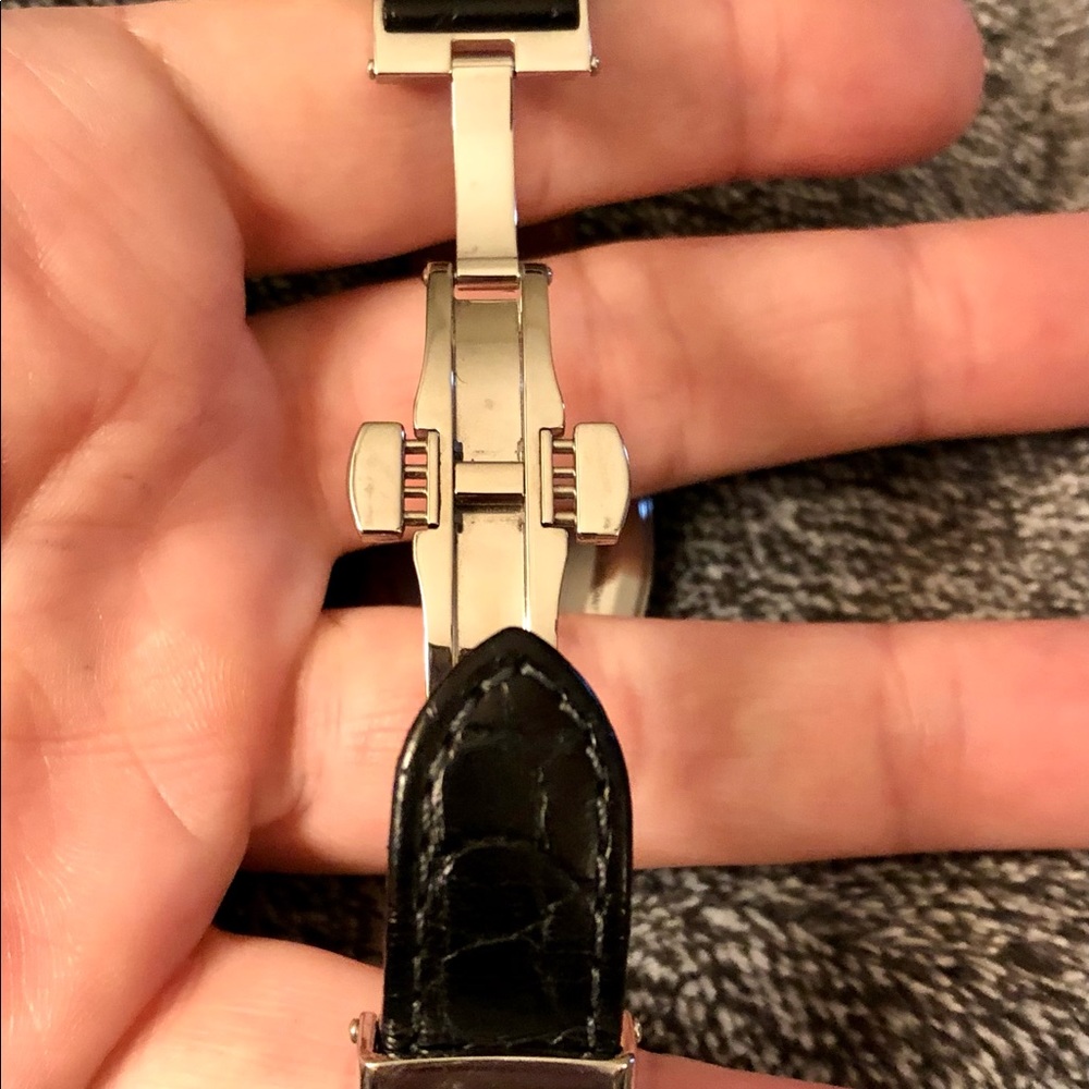 Awesome Bulova Accutron Watch Barely Worn - Picture 5 of 5